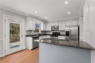 1155 Morningside Pl NE, Atlanta, GA 30306 - Photo 9