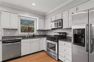 1155 Morningside Pl NE, Atlanta, GA 30306 - Photo 11