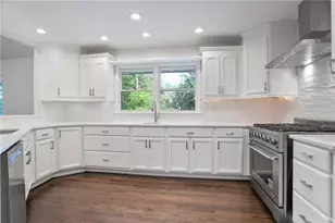 4555 Runnemede Rd NW, Atlanta, GA 30327 - Photo 11