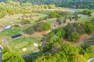 4555 Runnemede Rd NW, Atlanta, GA 30327 - Photo 43