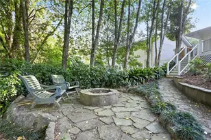 4555 Runnemede Rd NW, Atlanta, GA 30327 - Photo 37