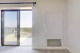 300 Johnson Ferry Road NE, Sandy Springs, GA 30328 - Photo 9