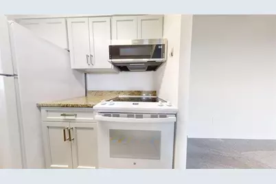 300 Johnson Ferry Road NE #B805, Sandy Springs, GA 30328 - Photo 17