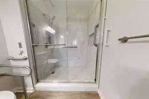 300 Johnson Ferry Road NE, Sandy Springs, GA 30328 - Photo 25