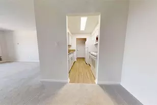 300 Johnson Ferry Road NE, Sandy Springs, GA 30328 - Photo 15