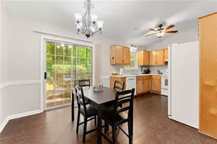 6311 Bent Oaks Ct, Flowery Branch, GA 30542 - Photo 13