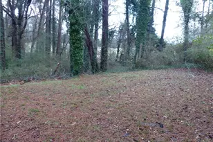 1790 Laurelwood Dr SW, Atlanta, GA 30311 - Photo 11