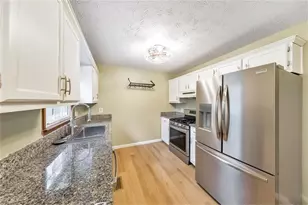 1182 Broward Dr NE, Marietta, GA 30066 - Photo 3