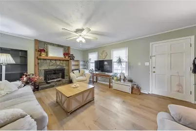 1182 Broward Drive NE, Marietta, GA 30066 - Photo 3