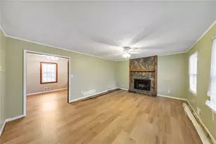 1182 Broward Dr NE, Marietta, GA 30066 - Photo 9