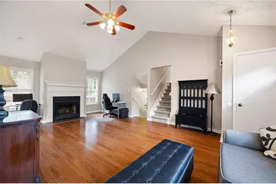 2010 Arbor Forest Drive SW, Marietta, GA 30064 - Photo 9