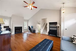 2010 Arbor Forest Dr SW, Marietta, GA 30064 - Photo 9