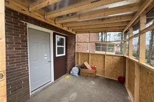 5971 Robin Hood Ln, Norcross, GA 30093 - Photo 9