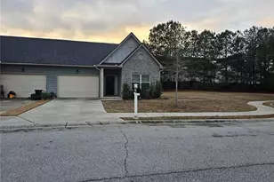 2153 Red Oak Cir, Union City, GA 30291 - Photo 1