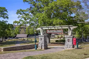 887 Proctor Oaks Street NW, Atlanta, GA 30318 - Photo 37