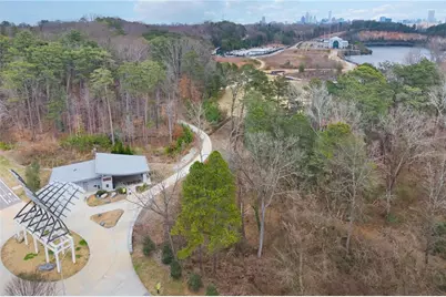 887 Proctor Oaks Street NW, Atlanta, GA 30318 - Photo 37