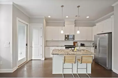 887 Proctor Oaks Street NW, Atlanta, GA 30318 - Photo 9