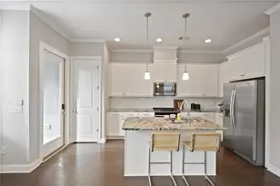 887 Proctor Oaks Street NW, Atlanta, GA 30318 - Photo 9