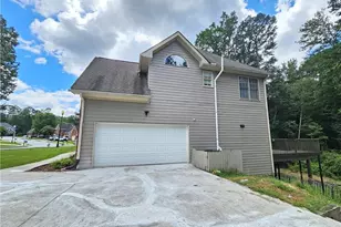 1988 Greensferry Glen, Lawrenceville, GA 30043 - Photo 3