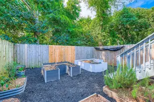 677 Ira St SW, Atlanta, GA 30310 - Photo 25