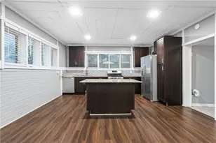 141 Fairview Dr, Fairburn, GA 30213 - Photo 3