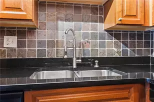 2479 Peachtree Rd NE, Atlanta, GA 30305 - Photo 11