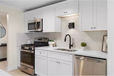 10630 Worthington Hills Manor, Roswell, GA 30076 - Photo 7