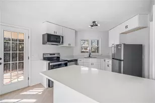 70 Blackberry Ln, Covington, GA 30016 - Photo 5