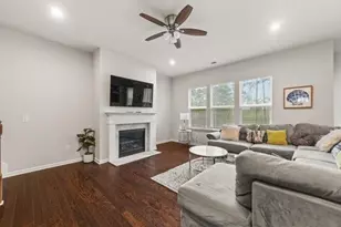 1395 Crestwind Rd NW, Kennesaw, GA 30152 - Photo 9