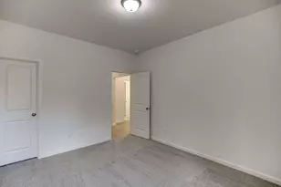 230 Blue Dragon Dr, Jefferson, GA 30549 - Photo 37