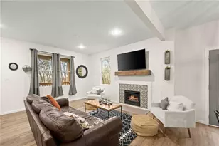 201 Huntington Pl, Dahlonega, GA 30533 - Photo 9