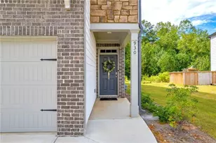 930 Bentley Dr, Fairburn, GA 30213 - Photo 3