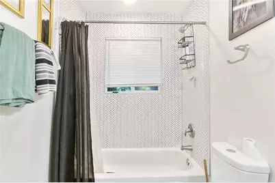 1341 Pine Avenue, Atlanta, GA 30344 - Photo 9