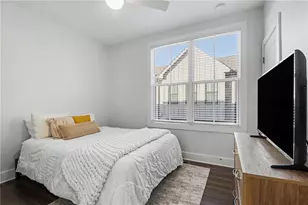 4471 Dandelion Ln, Atlanta, GA 30342 - Photo 15