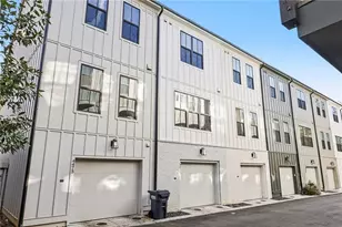 4471 Dandelion Ln, Atlanta, GA 30342 - Photo 29