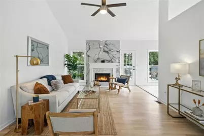 4777 Overlook View Court, Duluth, GA 30096 - Photo 3