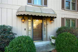 131 Indian Hills Ct, Marietta, GA 30068 - Photo 5