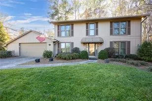 131 Indian Hills Ct, Marietta, GA 30068 - Photo 1