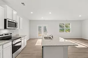 2923 Daxton Ln, Gainesville, GA 30507 - Photo 7