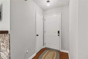 706 Glenleaf Dr, Peachtree Corners, GA 30092 - Photo 3