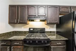 3131 Linden Dr, Lawrenceville, GA 30044 - Photo 9