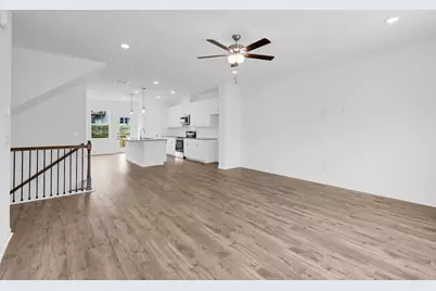 2843 Rosehall Way, Lawrenceville, GA 30043 - Photo 11