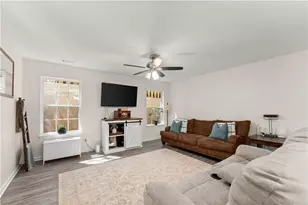 2407 Thompson Mill Rd, Gainesville, GA 30506 - Photo 11