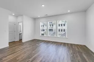 522 Provence Gate Ln, Lawrenceville, GA 30044 - Photo 9