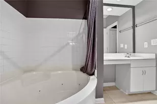 220 Renaissance Pkwy NE, Atlanta, GA 30308 - Photo 19