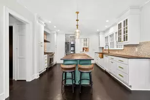 3953 Ivy Rd NE, Atlanta, GA 30342 - Photo 9