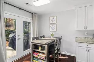 3665 Patterstone Dr, Alpharetta, GA 30022 - Photo 13