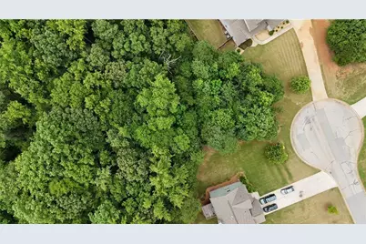 305 Vantage Point, Locust Grove, GA 30248 - Photo 3