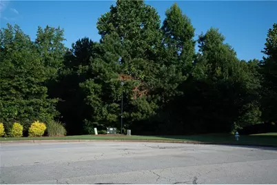 305 Vantage Point, Locust Grove, GA 30248 - Photo 13