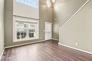 1726 Taynton Circle NW, Kennesaw, GA 30152 - Photo 3